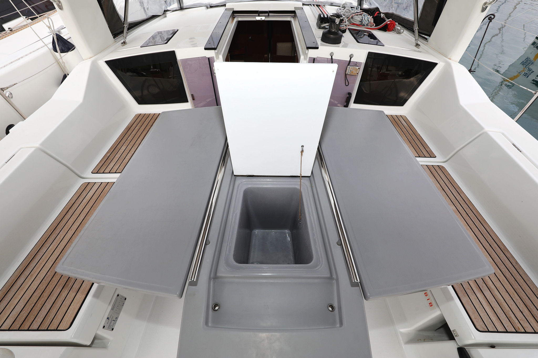 Oceanis 41.1 — photo 47