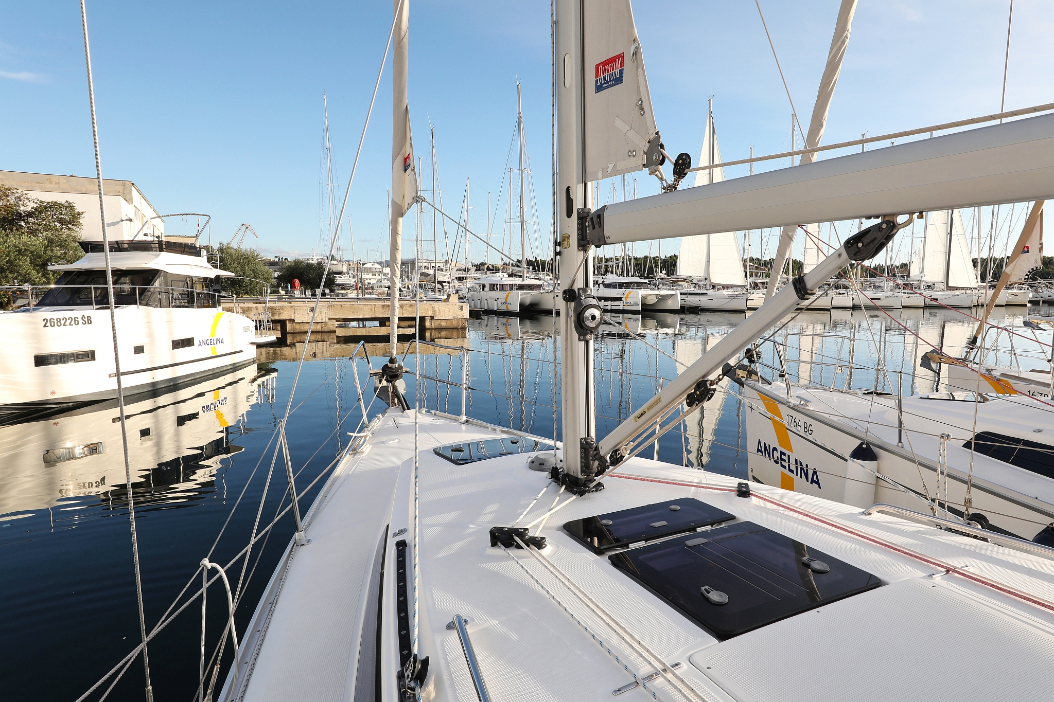 Bavaria Cruiser 33 — photo 9