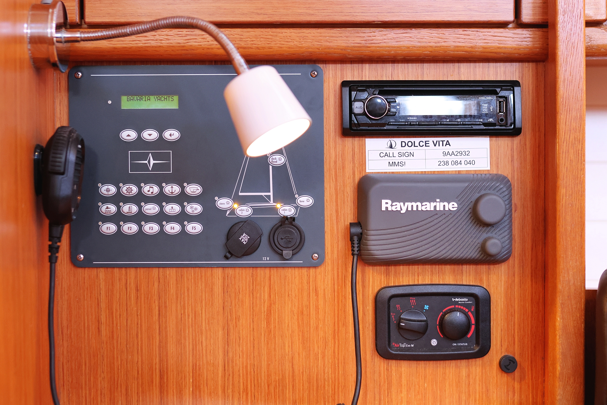 Bavaria Cruiser 33 — photo 41