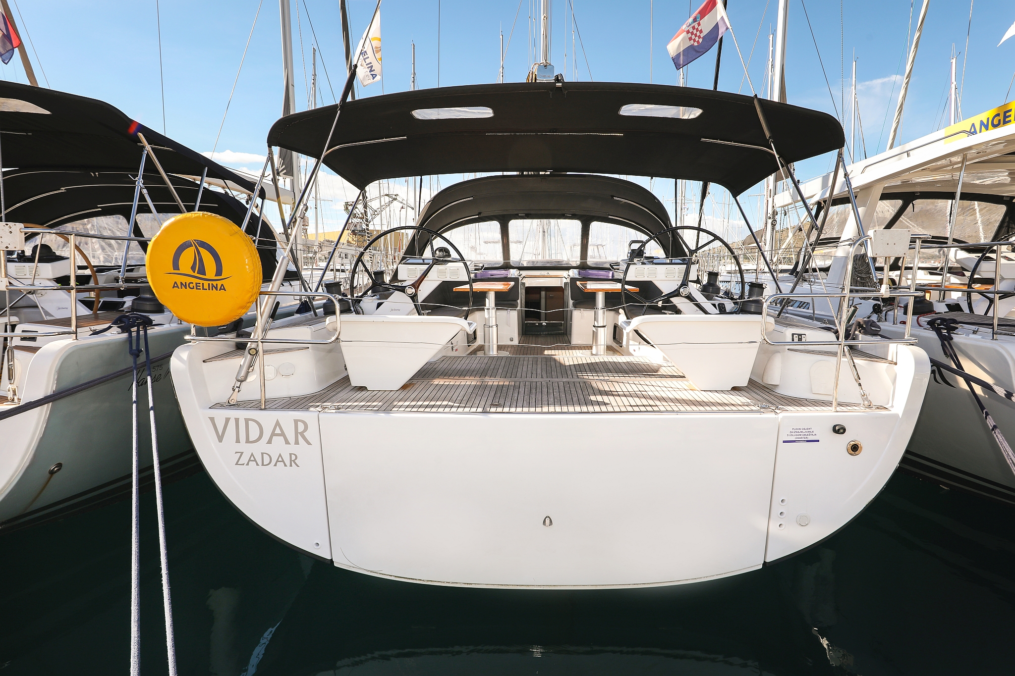 Hanse 575 - 3 + 1 cab. — photo 1