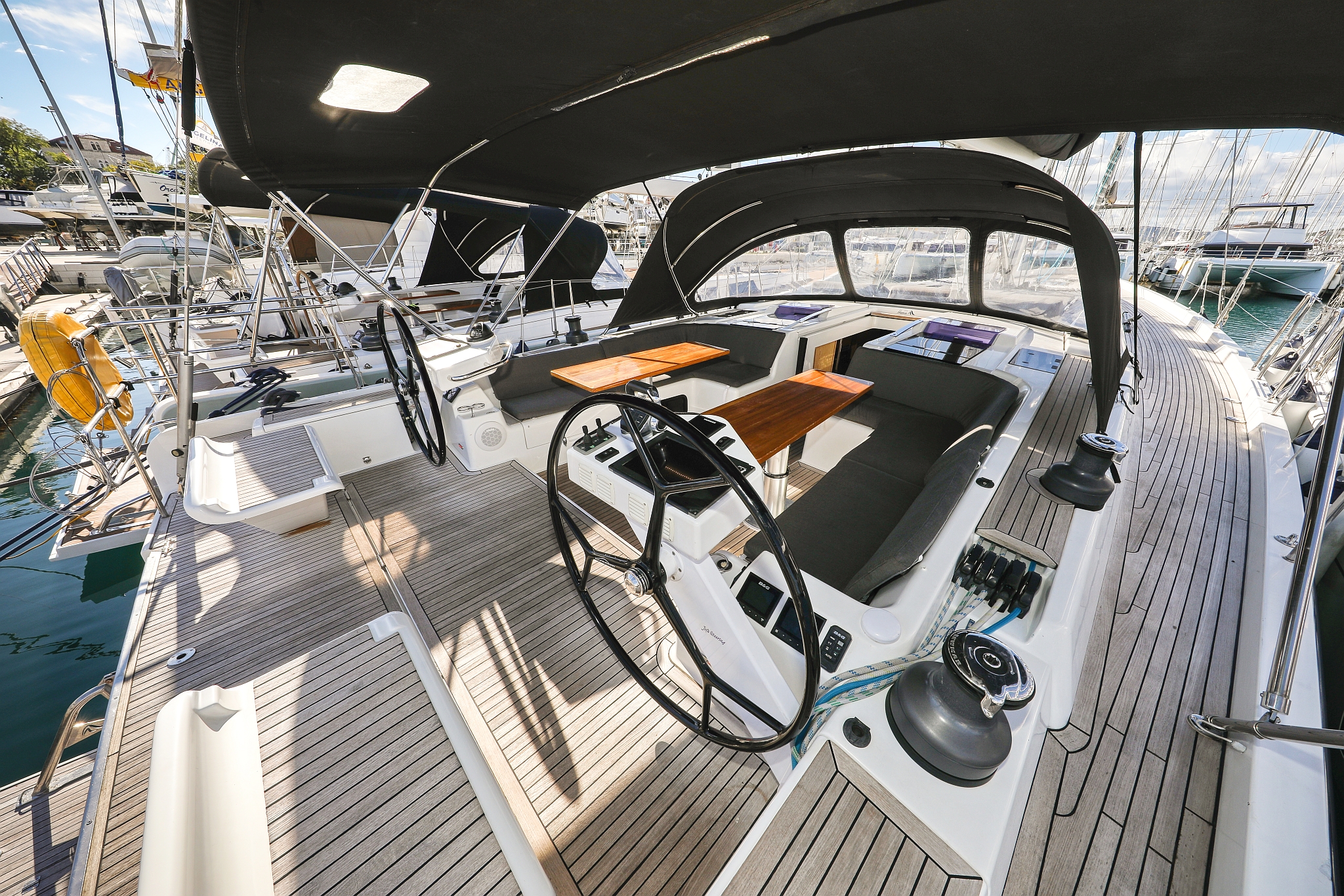 Hanse 575 - 3 + 1 cab. — photo 6