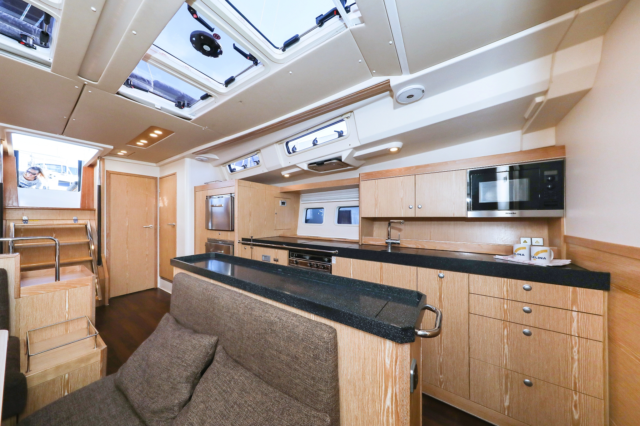 Hanse 575 - 3 + 1 cab. — photo 19