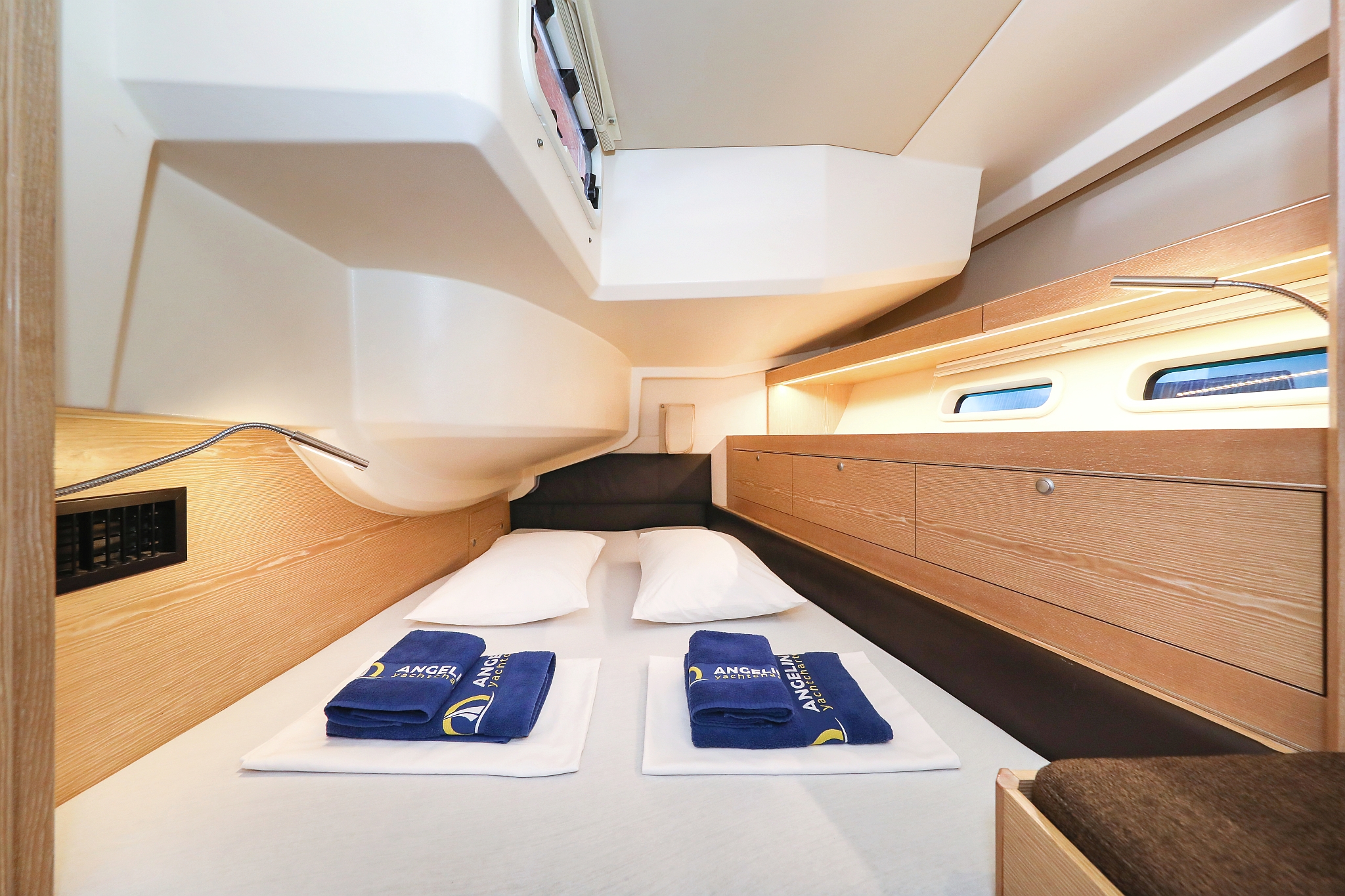 Hanse 575 - 3 + 1 cab. — photo 27