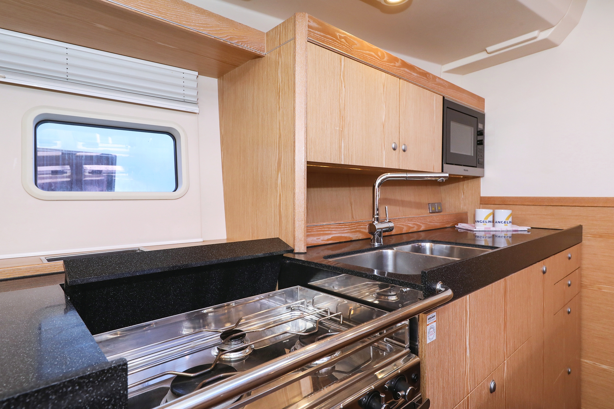Hanse 575 - 3 + 1 cab. — photo 47