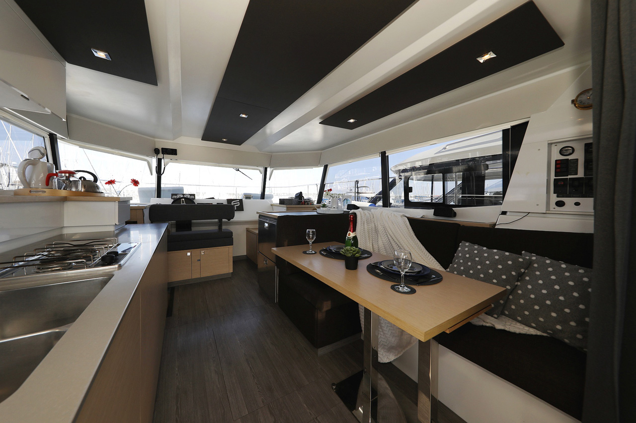 Fountaine Pajot MY 37 — photo 13