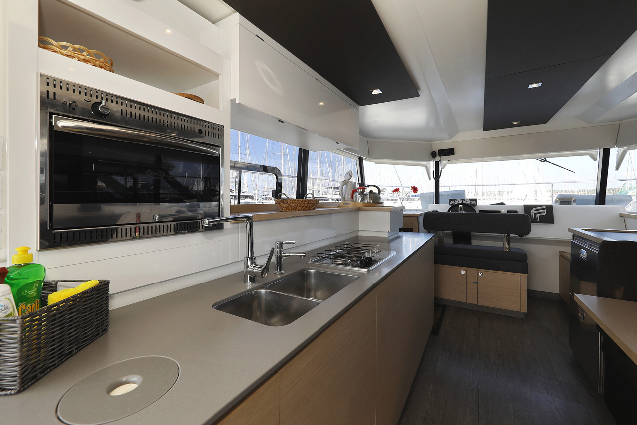 Fountaine Pajot MY 37 — photo 16