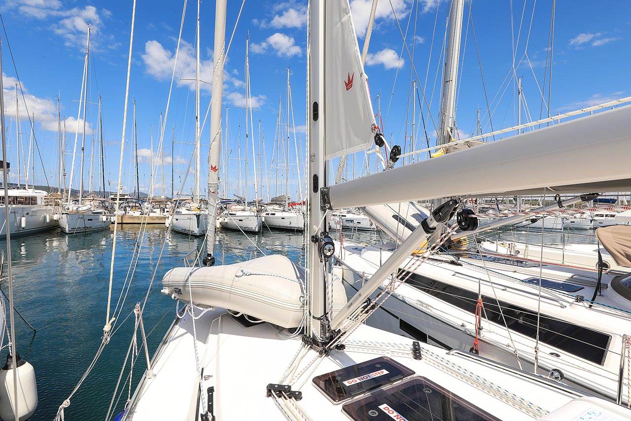 Bavaria Cruiser 34 — photo 5