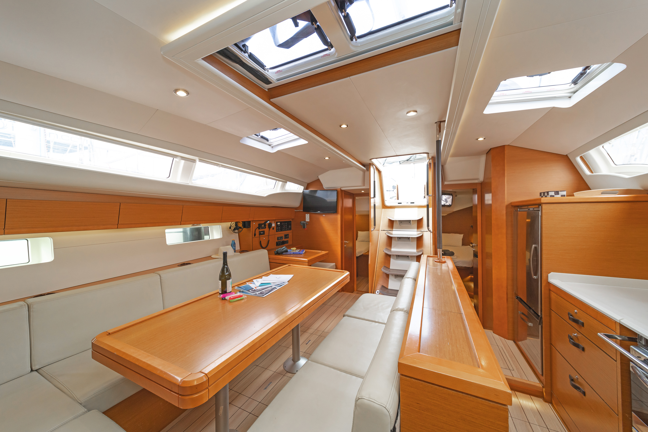 Jeanneau 54 - 4 + 1 cab. — photo 15