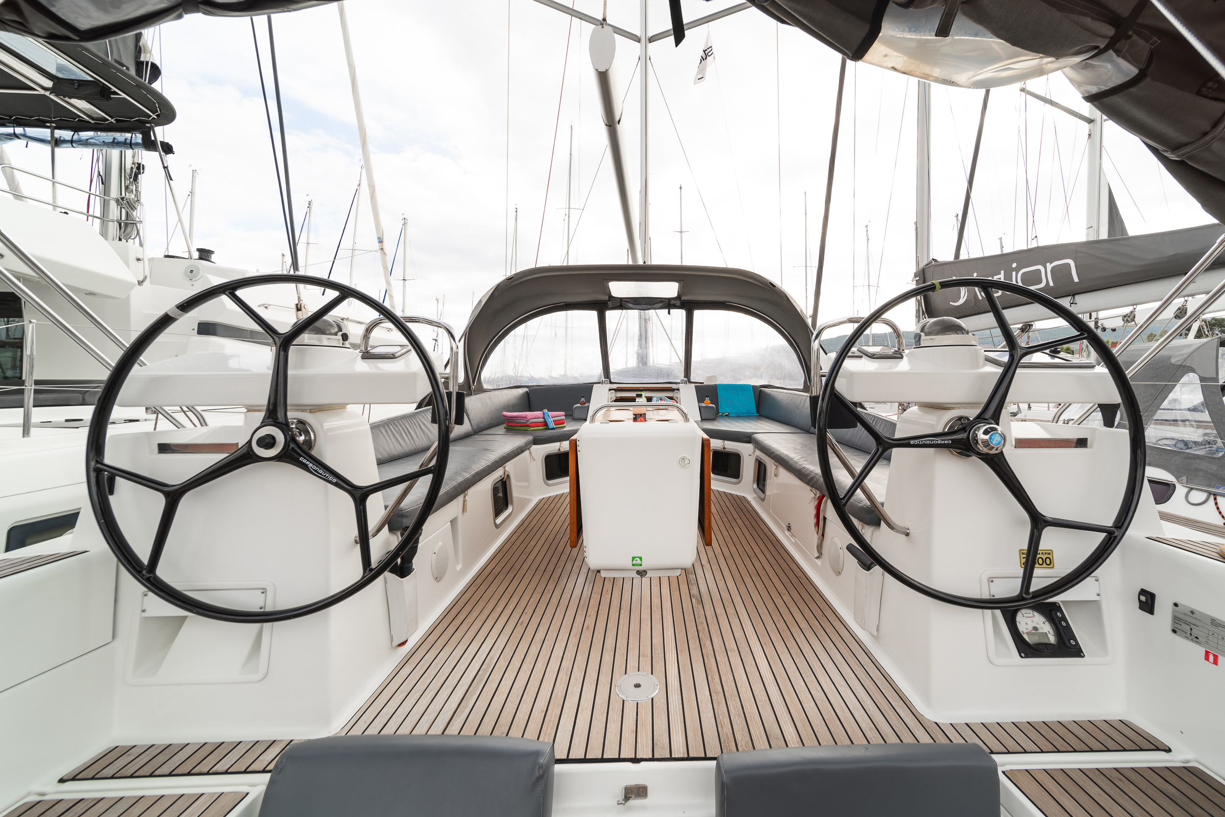 Jeanneau 54 - 4 + 1 cab. — photo 19