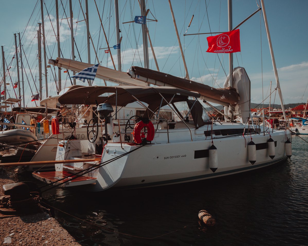 Sun Odyssey 440 - 4 cab. — photo 8