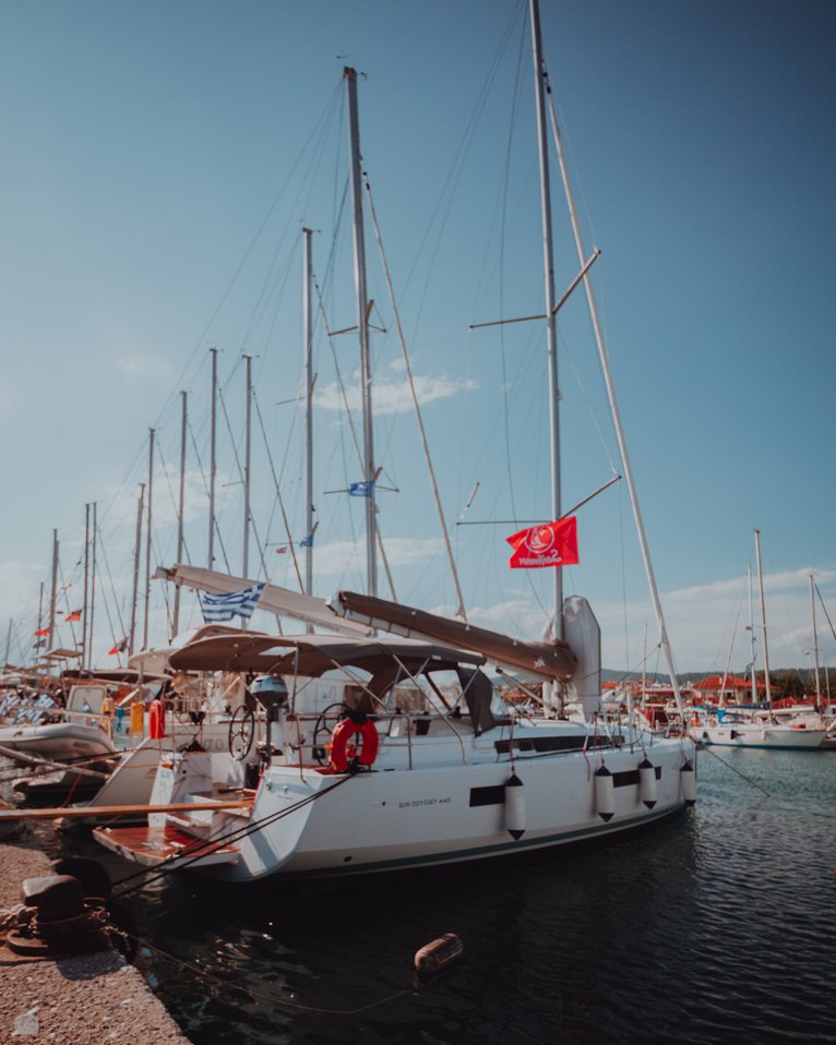 Sun Odyssey 440 - 4 cab. — photo 9