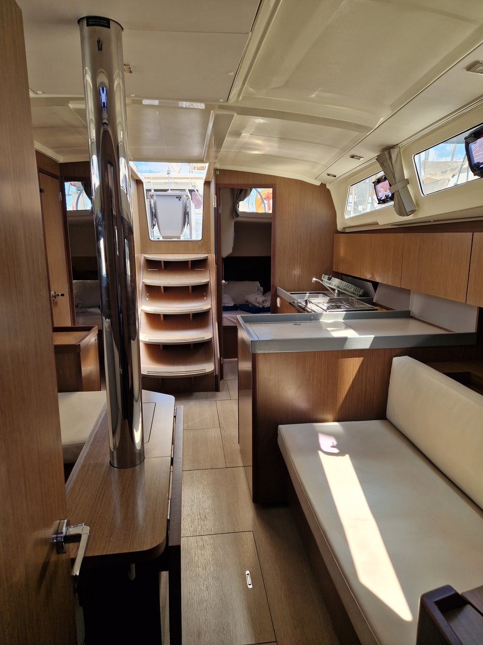Oceanis 41.1 — photo 8