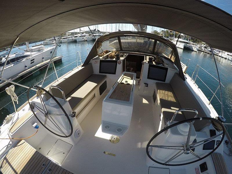 Dufour 460 GL — photo 8