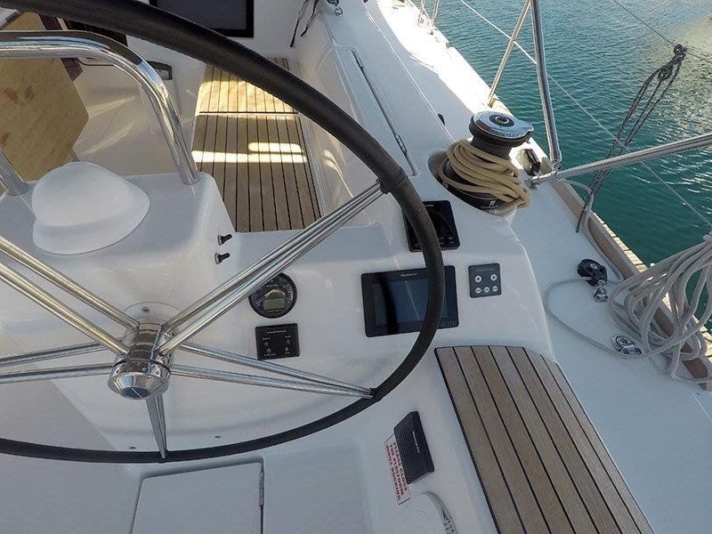 Dufour 460 GL — photo 12