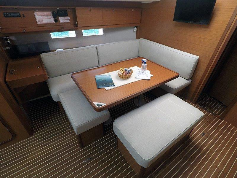 Dufour 460 GL — photo 14