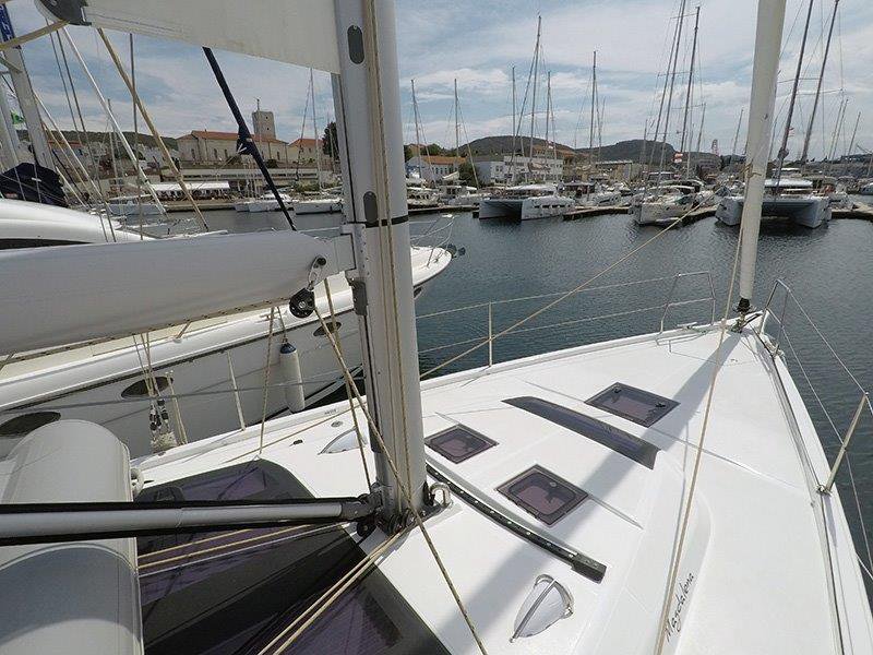 Dufour 430 GL — photo 16