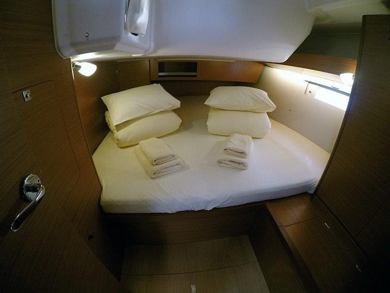 Dufour 430 GL — photo 24