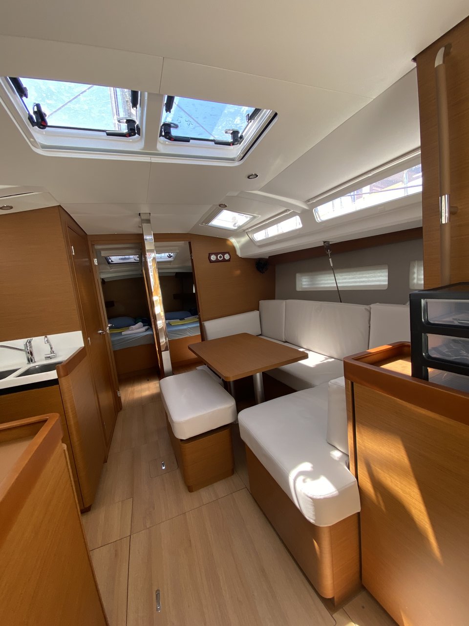 Sun Odyssey 440 - 4 cab. — photo 10