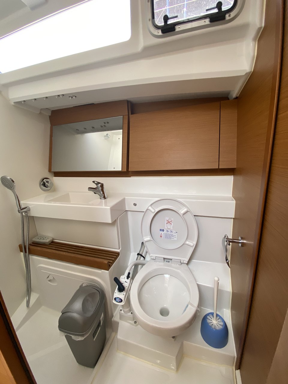 Sun Odyssey 440 - 4 cab. — photo 14