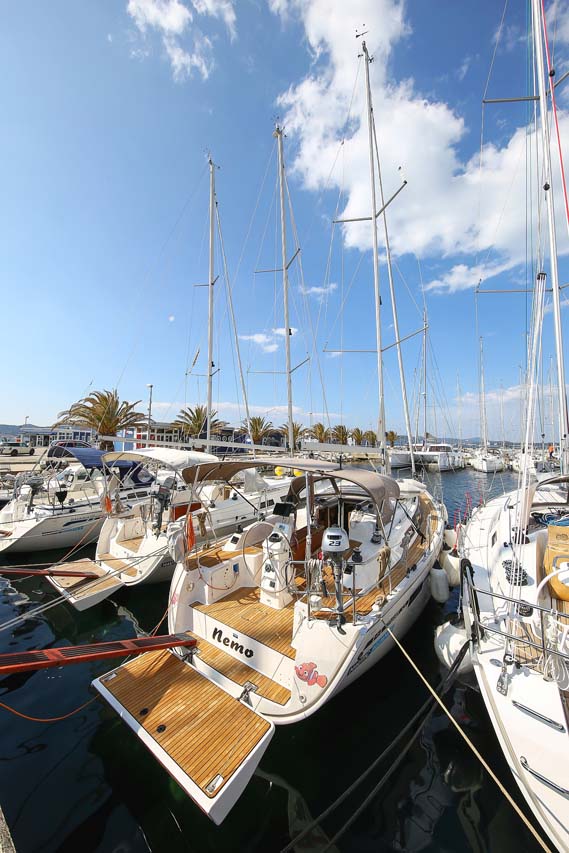 Bavaria Cruiser 33 — photo 4
