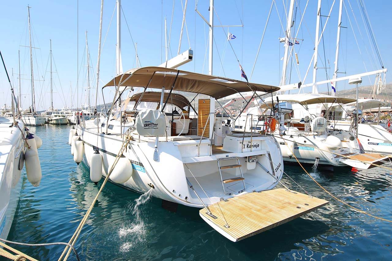 Bavaria Cruiser 56 - 5 + 1 cab. — photo 3