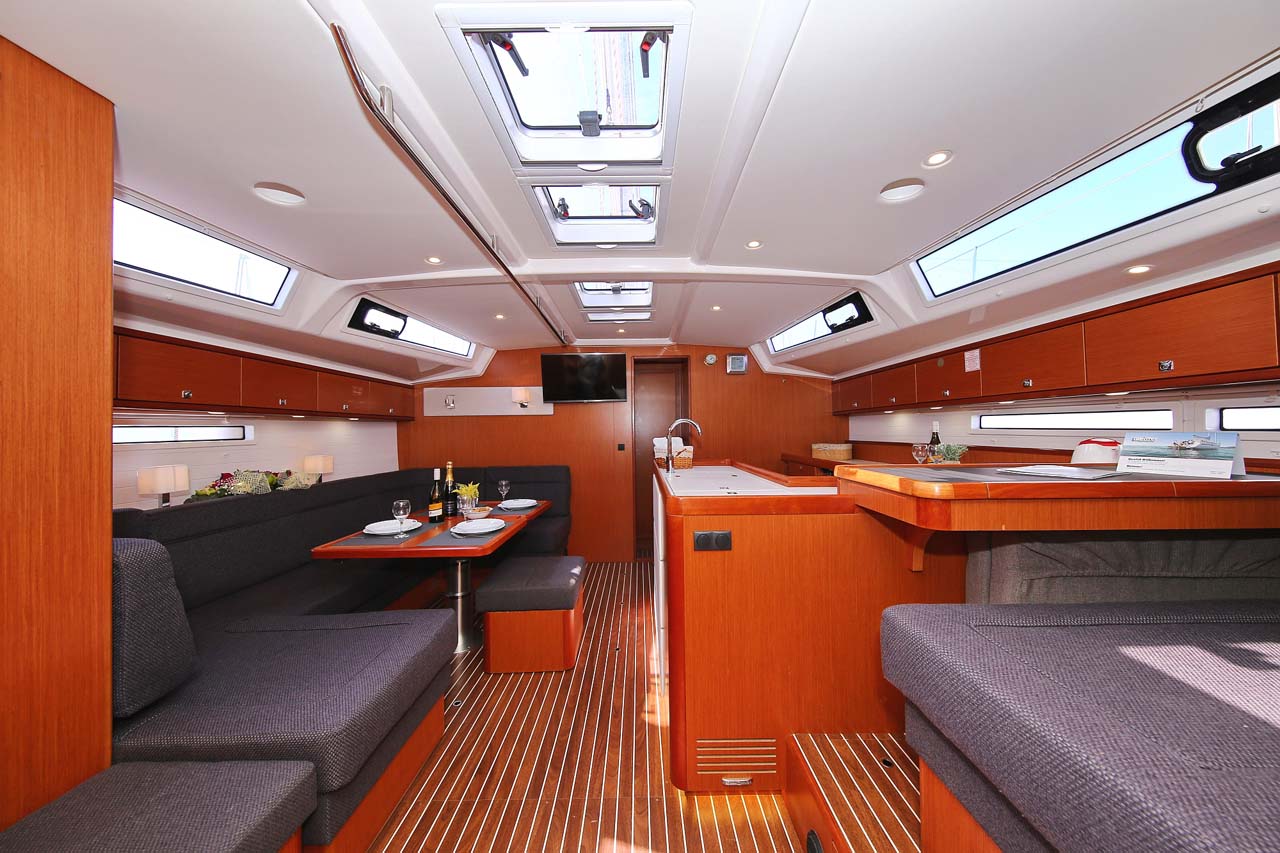 Bavaria Cruiser 56 - 5 + 1 cab. — photo 10