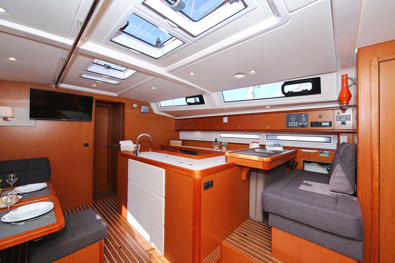 Bavaria Cruiser 56 - 5 + 1 cab. — photo 11
