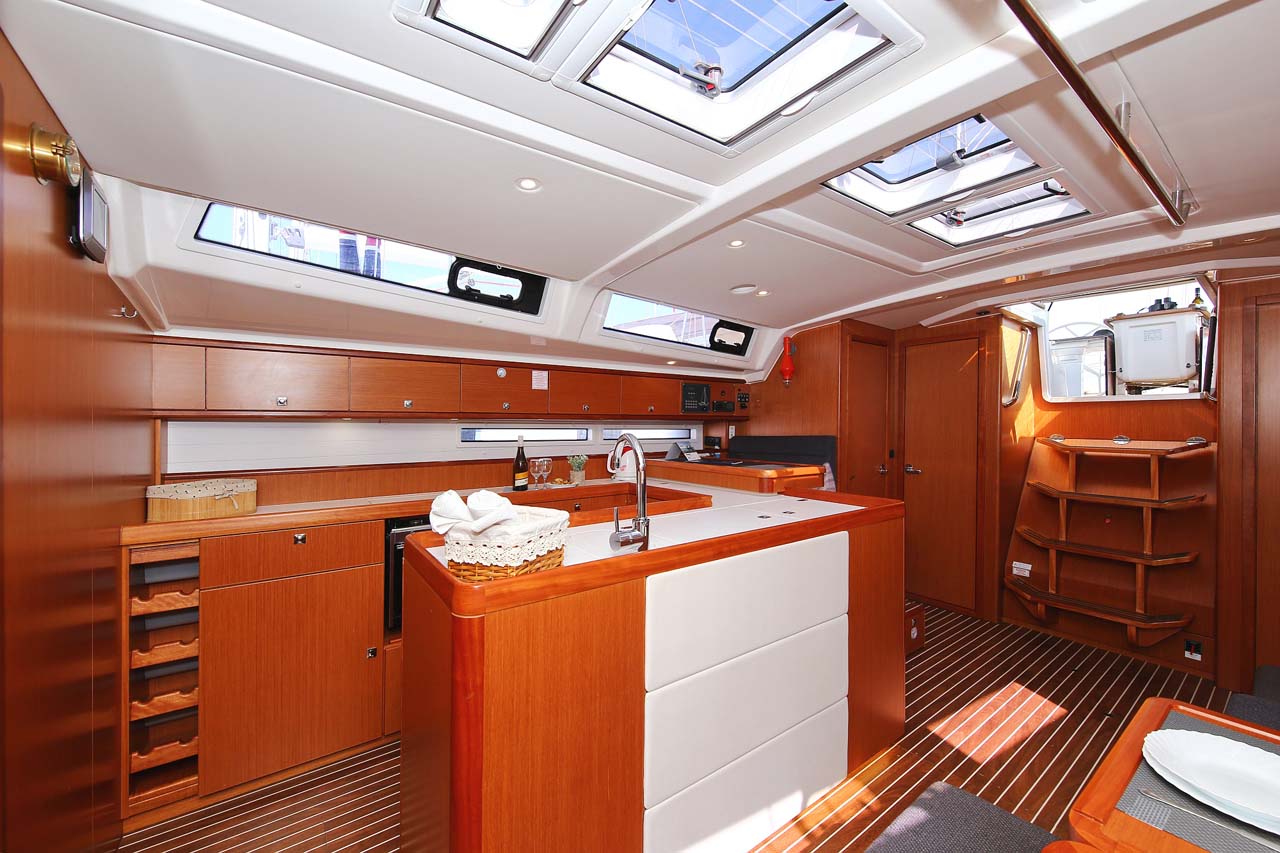 Bavaria Cruiser 56 - 5 + 1 cab. — photo 13