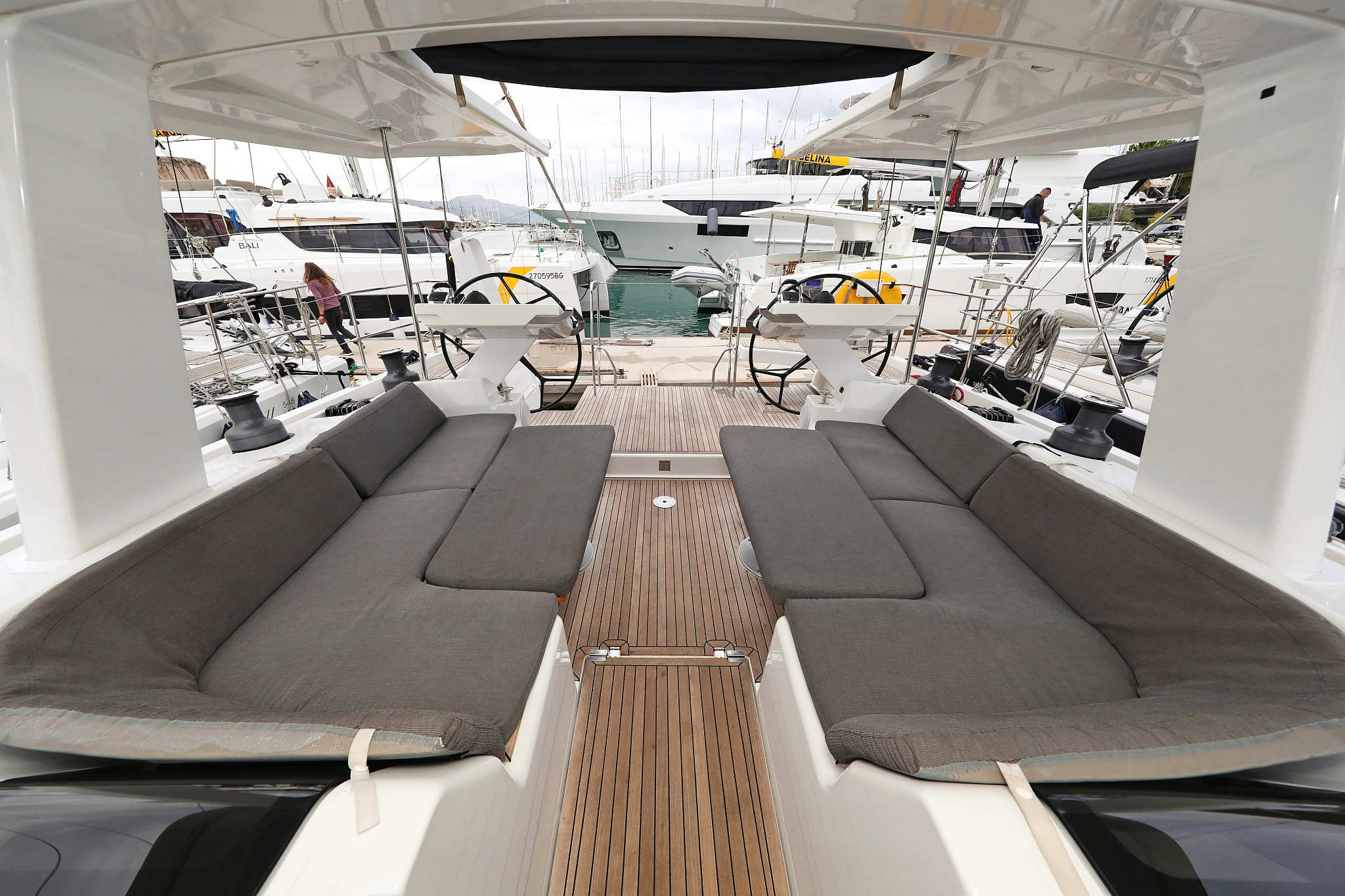 Hanse 588 - 5 + 1 cab. — photo 9