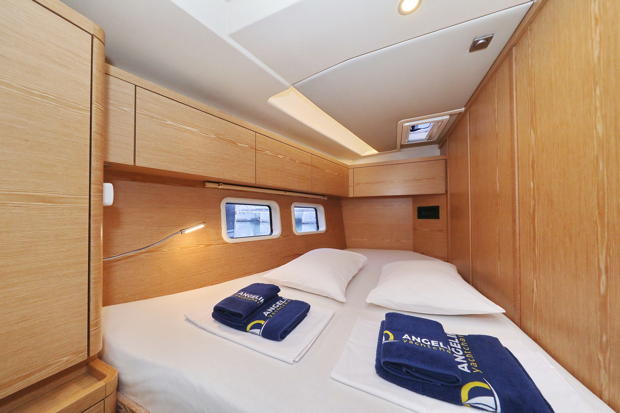 Hanse 588 - 5 + 1 cab. — photo 25