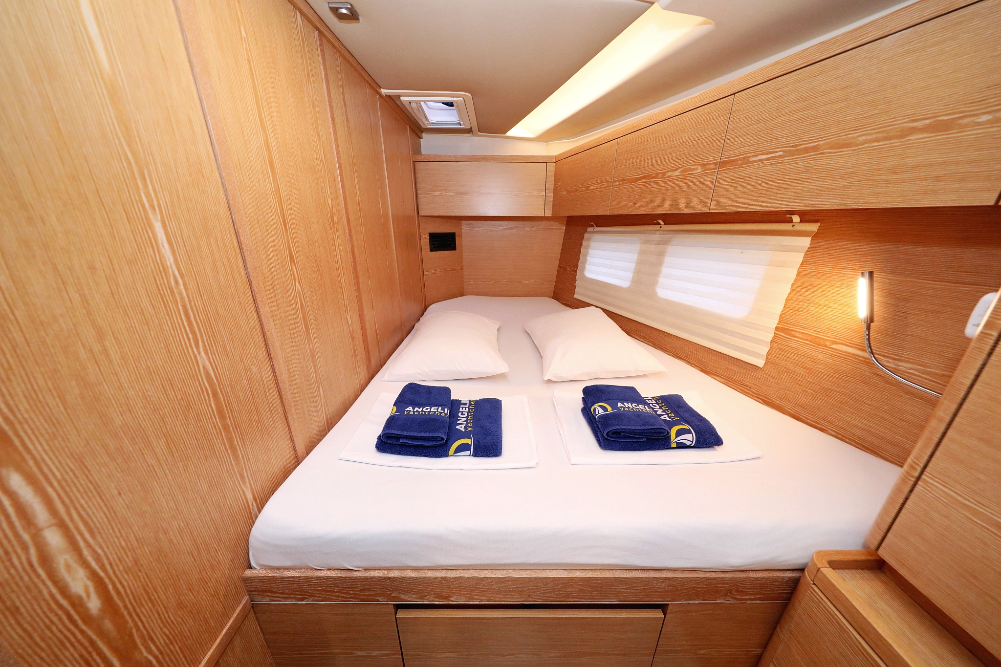Hanse 588 - 5 + 1 cab. — photo 28