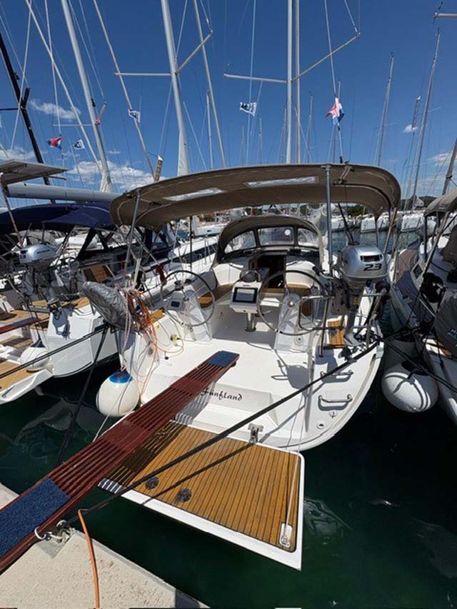 Bavaria Cruiser 34 — photo 1
