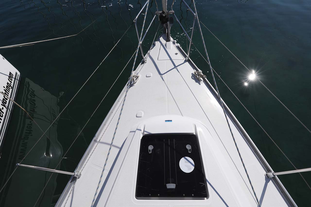 Bavaria Cruiser 33 — photo 5