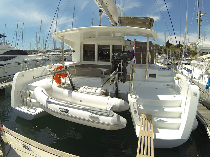 Lagoon 39 - 4 + 2 cab. — photo 4