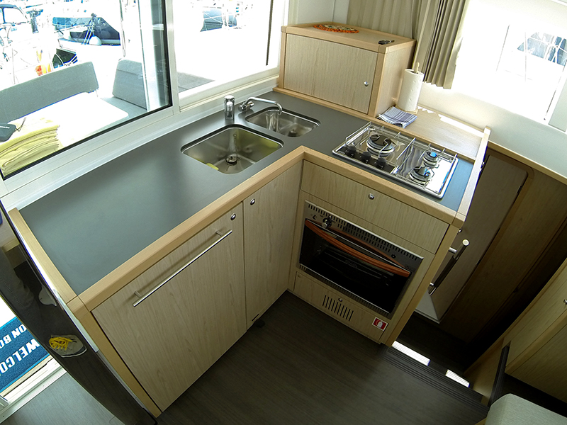 Lagoon 39 - 4 + 2 cab. — photo 16