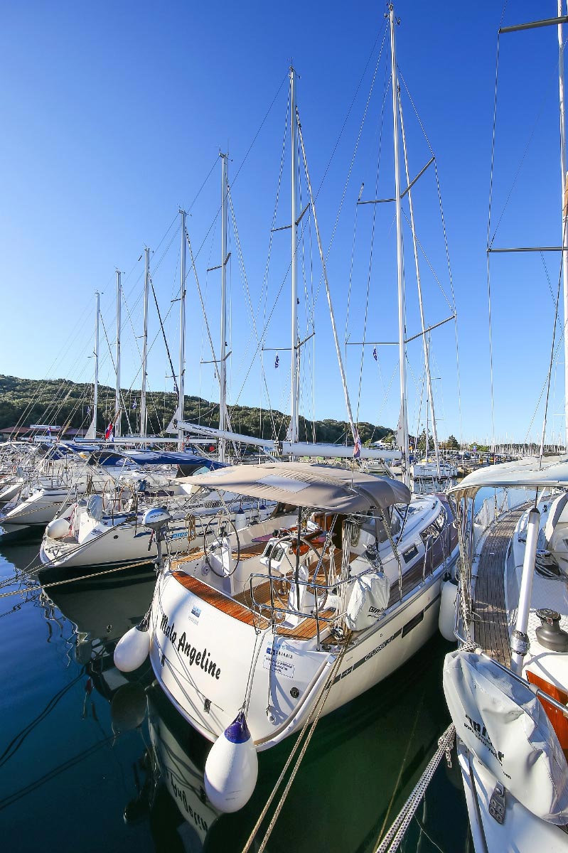 Bavaria Cruiser 37 - 3 cab. — photo 4