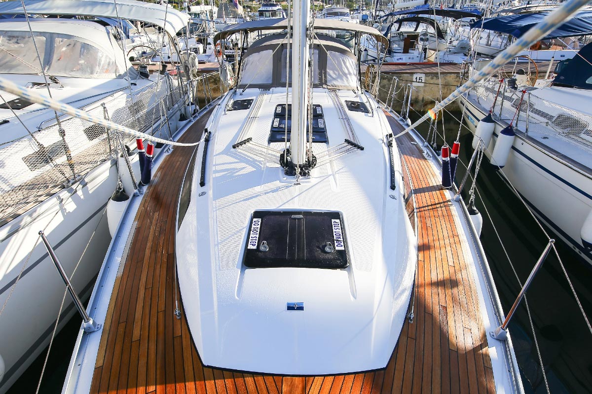 Bavaria Cruiser 37 - 3 cab. — photo 8