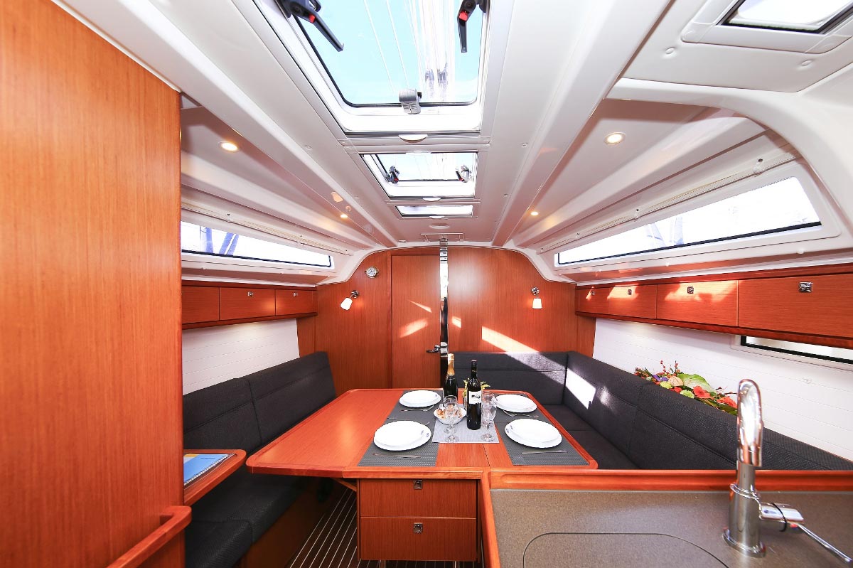 Bavaria Cruiser 37 - 3 cab. — photo 13