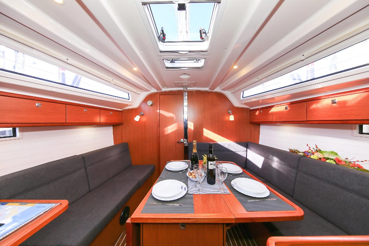 Bavaria Cruiser 37 - 3 cab. — photo 14