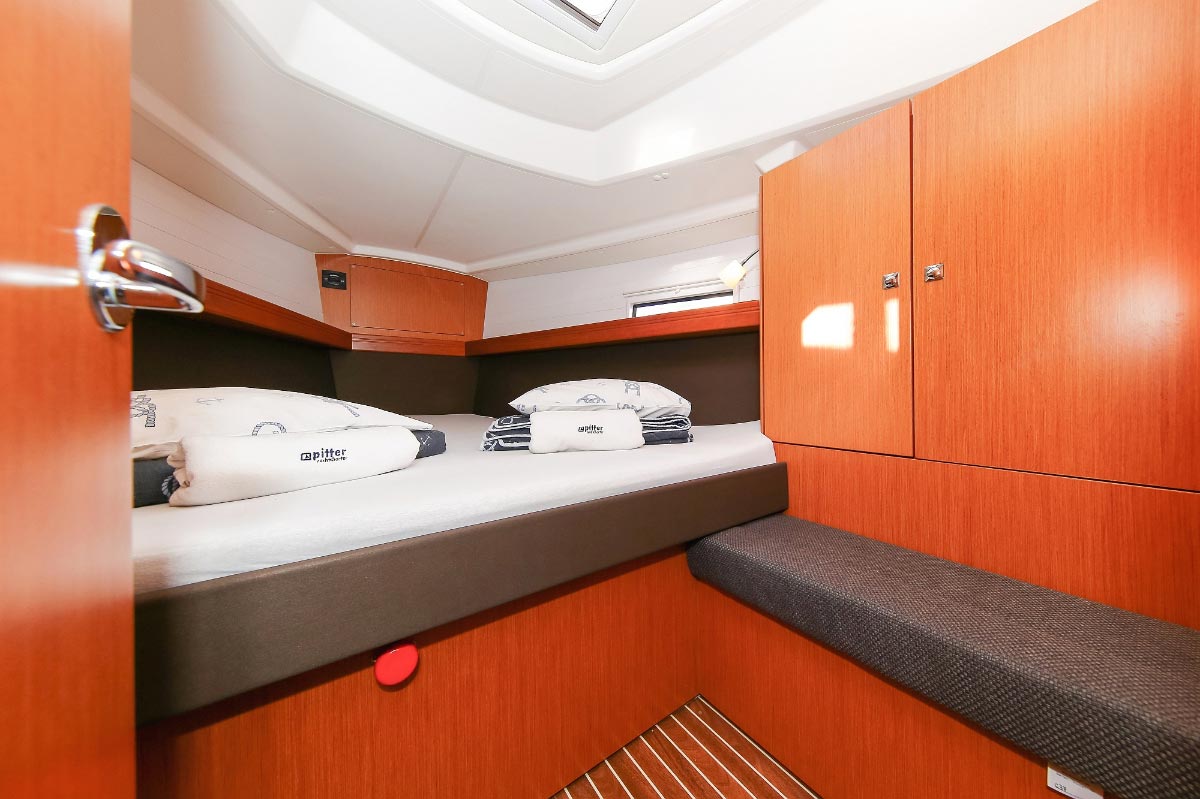Bavaria Cruiser 37 - 3 cab. — photo 20