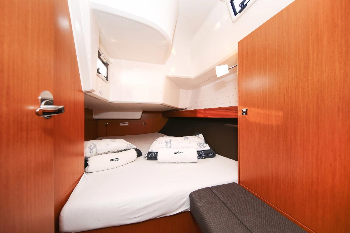 Bavaria Cruiser 37 - 3 cab. — photo 21