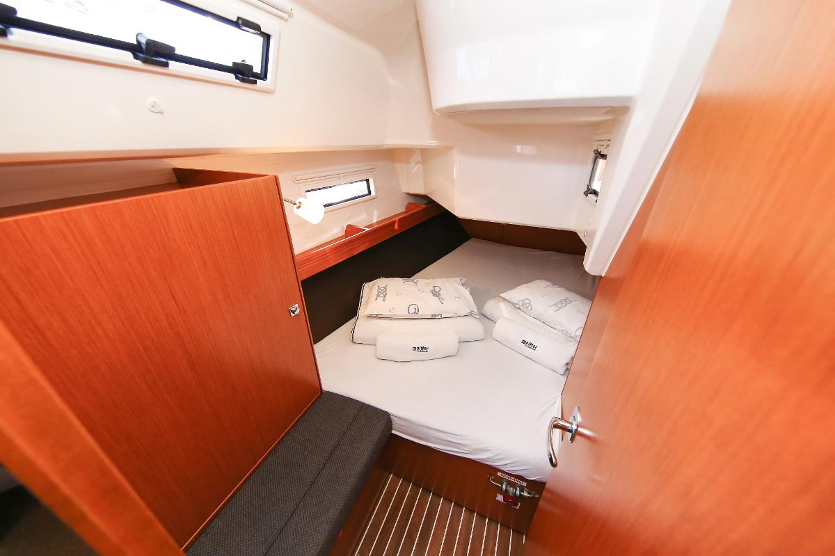 Bavaria Cruiser 37 - 3 cab. — photo 23