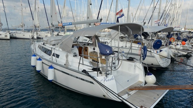Bavaria Cruiser 33 — photo 1