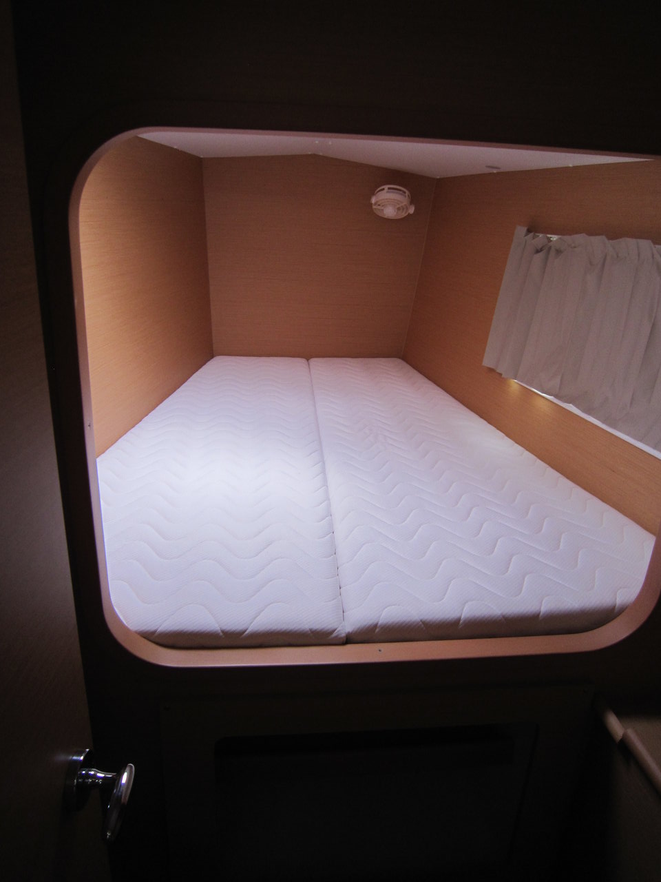 Lagoon 380 - 4 cab. — photo 14