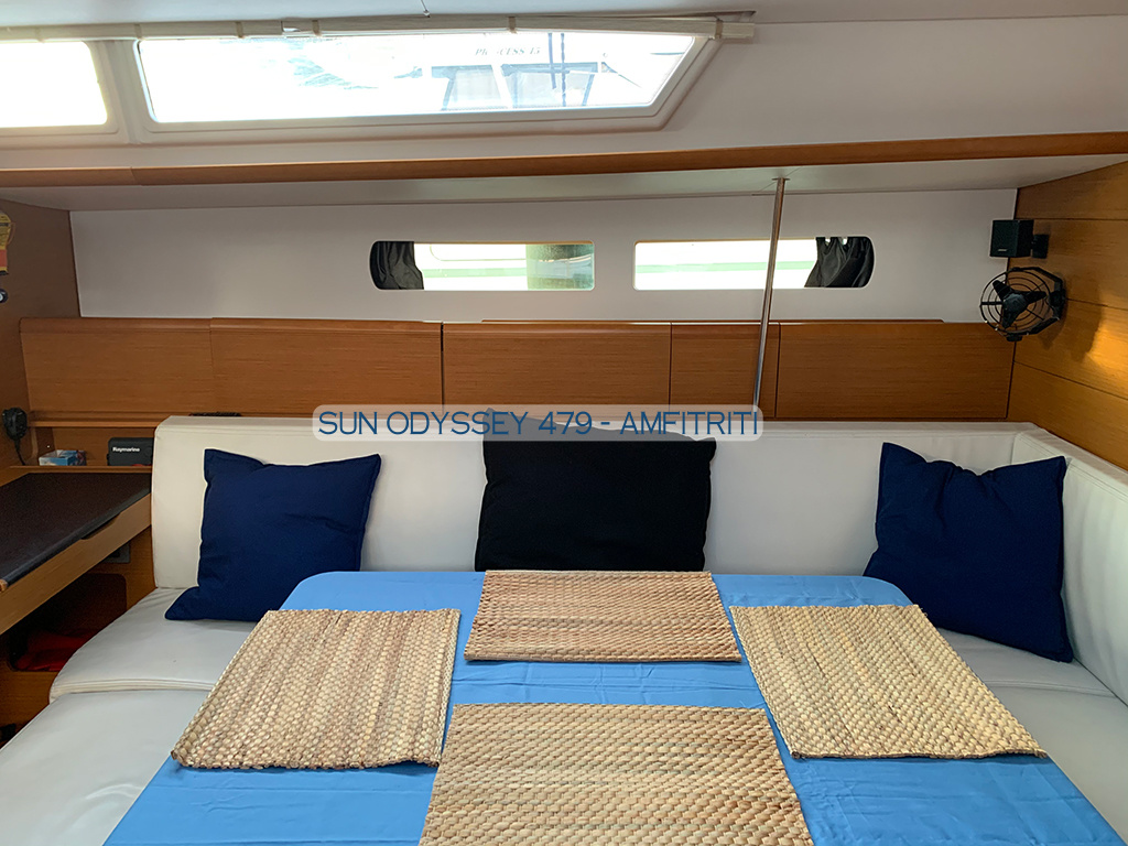 Sun Odyssey 479 - 4 cab. — photo 22