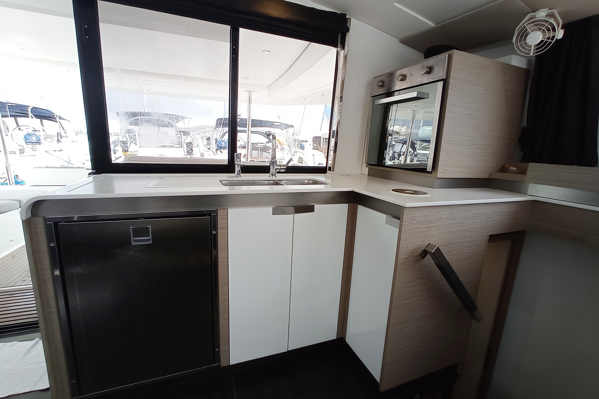 Fountaine Pajot Elba 45 - 4 + 2 cab. — photo 23
