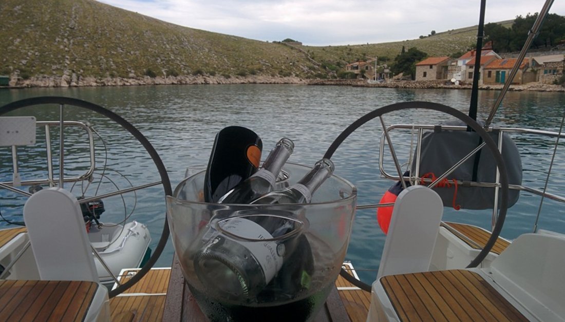 Bavaria Cruiser 37 - 3 cab. — photo 8