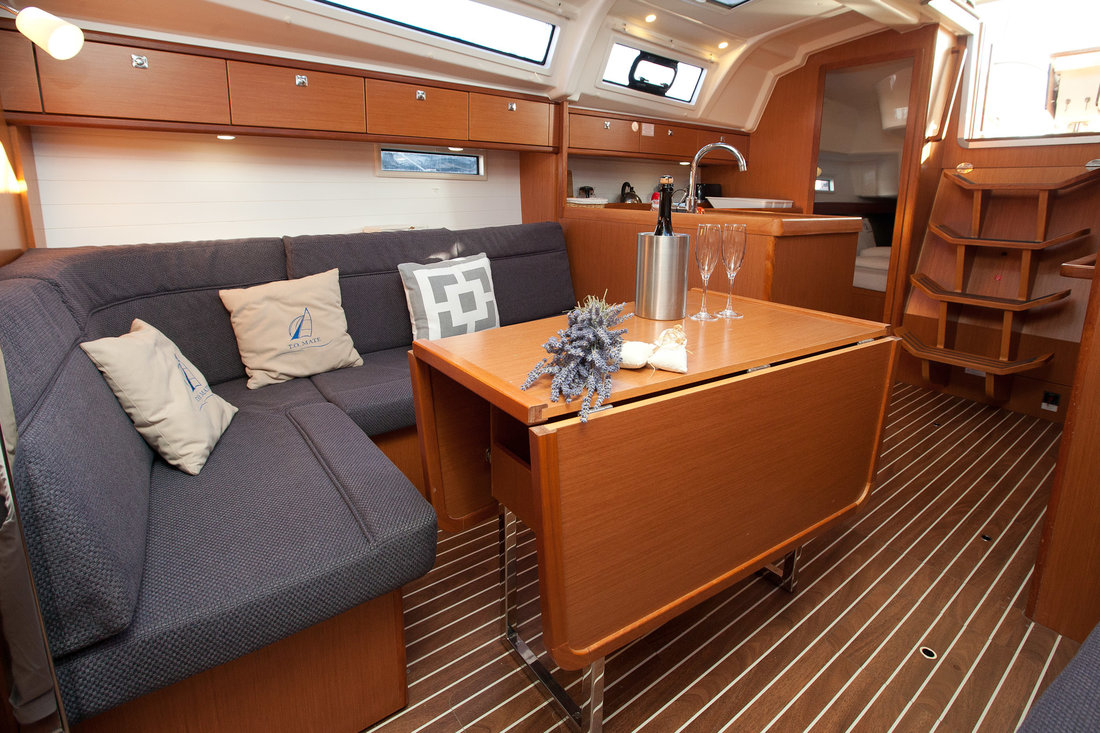 Bavaria Cruiser 37 - 3 cab. — photo 18