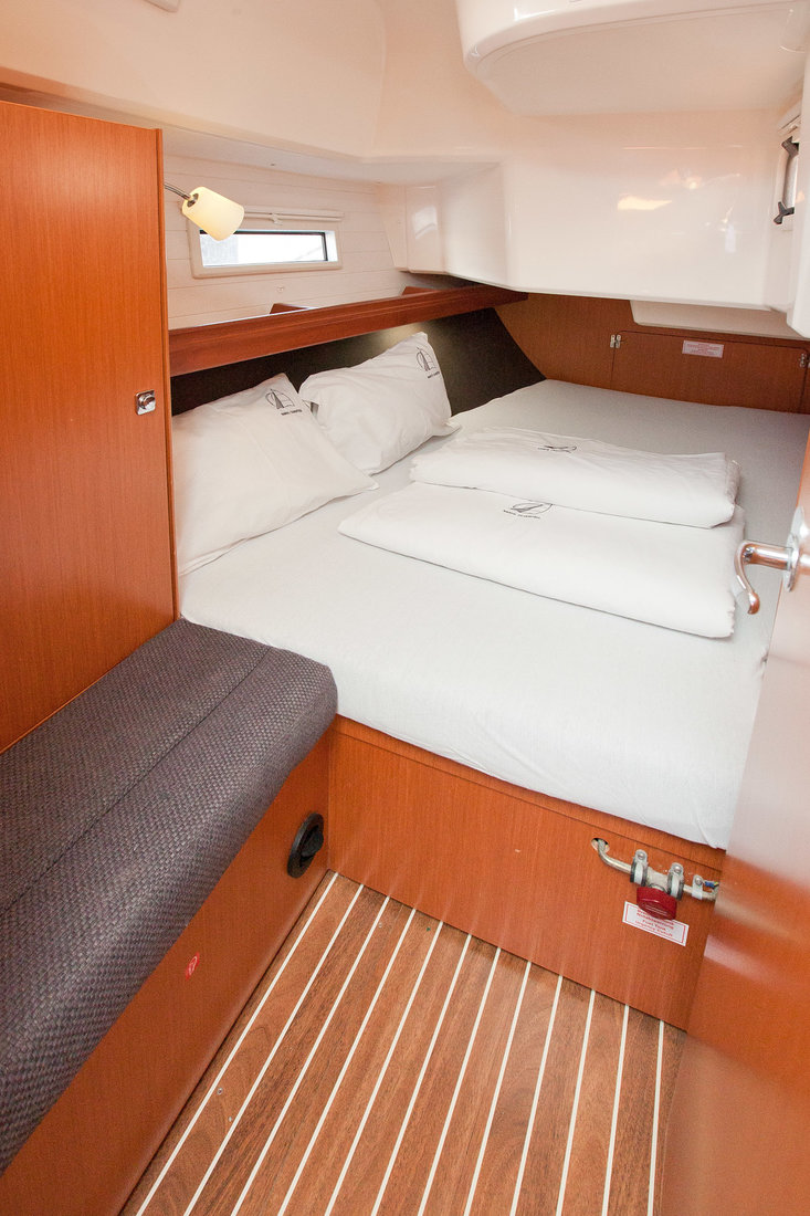Bavaria Cruiser 37 - 3 cab. — photo 26