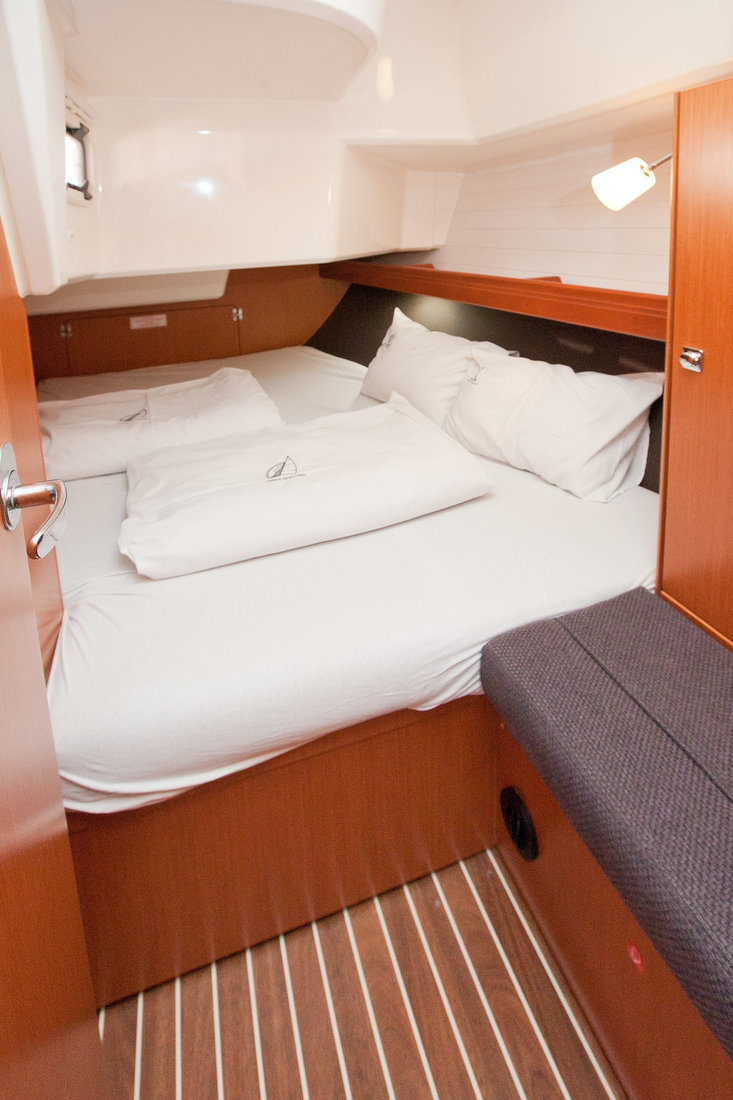Bavaria Cruiser 37 - 3 cab. — photo 27